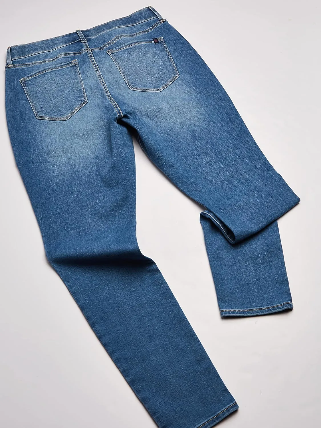 Gloria Vanderbilt Women's Comfort Curvy Skinny Jean Standard