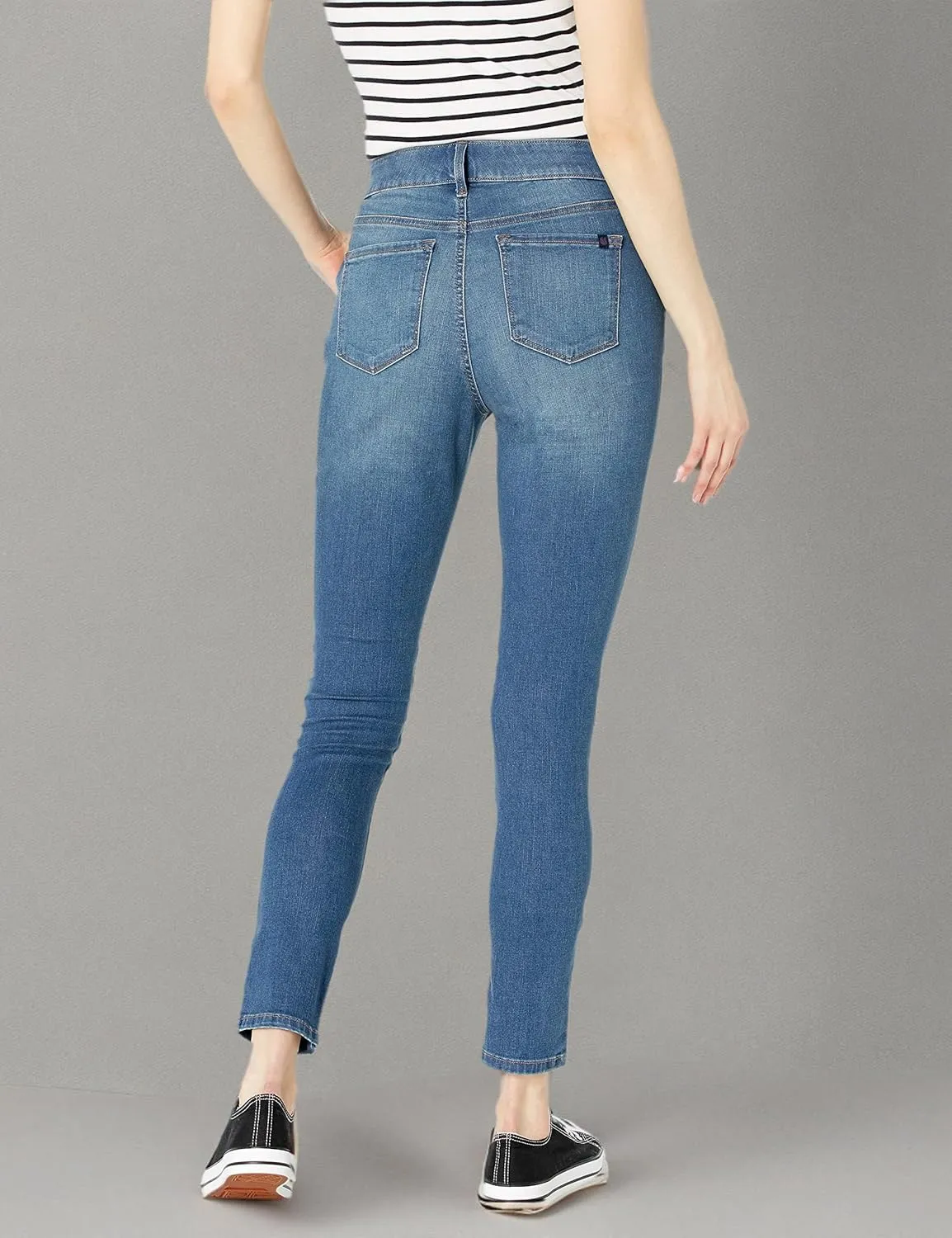 Gloria Vanderbilt Women's Comfort Curvy Skinny Jean Standard