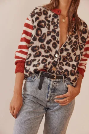 Leopard Print Cardigan Sweaters for Women Cheetah Long Sleeve Crew Neck Knit Top Open Front Button Up Cropped Jacket