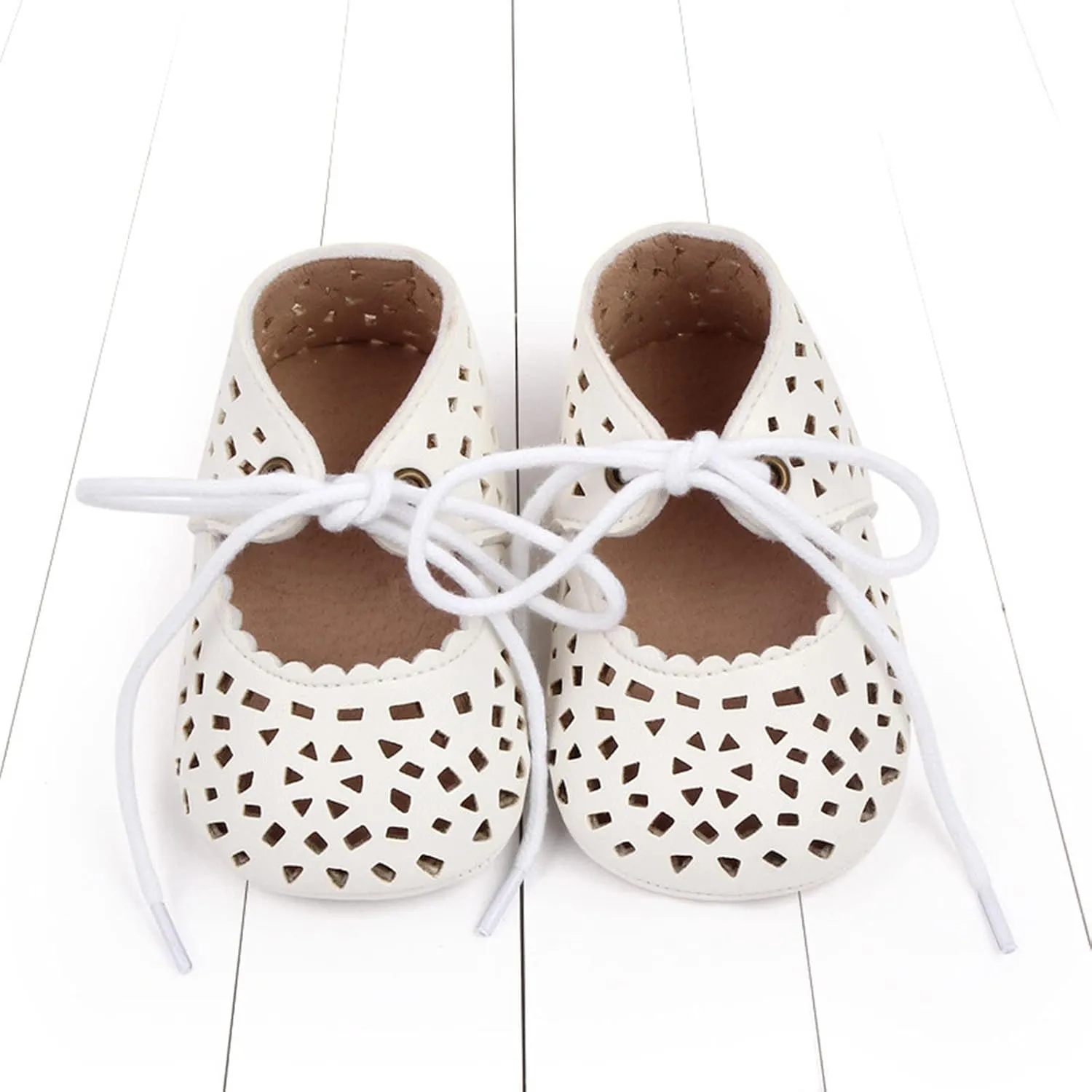 Spring and Summer Children Baby Infant Shoes for Girls Flat Bottoms Non Slip Light Hollow Breathable Lace Up Easy to Wear and Comfortable Burr Berry Shoes
